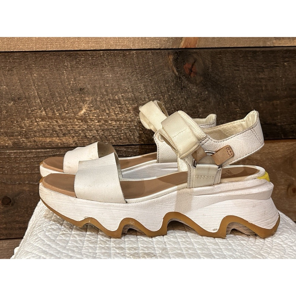 SOREL KINETIC SANDALS WOMEN'S SEA SALT/ GUM SIZE US-7